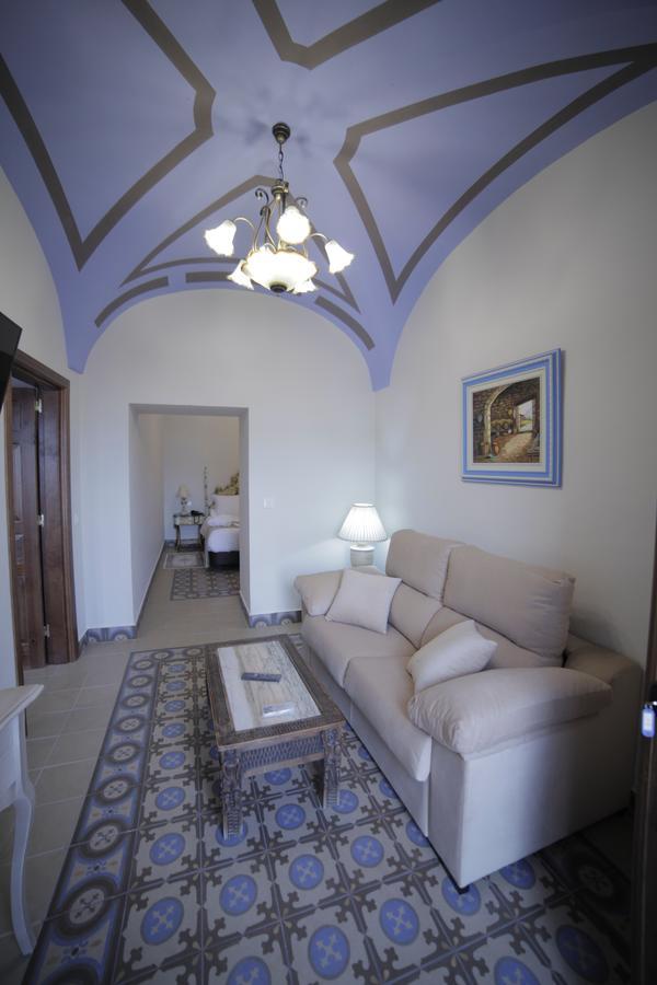 Burguillos Del Cerro Hotel La Giralda מראה חיצוני תמונה